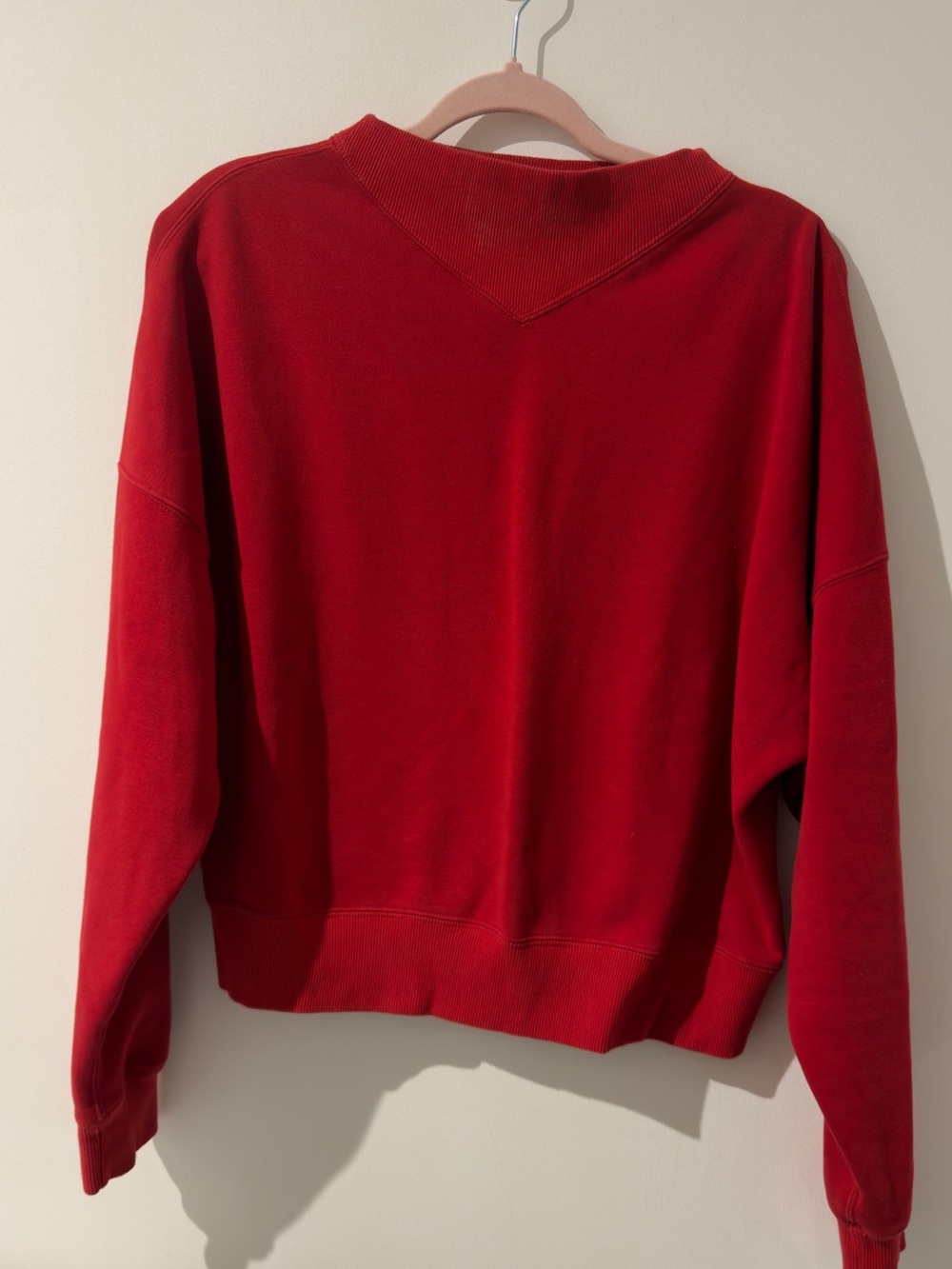 VintageWomen’s Red Crewneck Sweatshirt - Casual Pullover - Picture 3 of 5